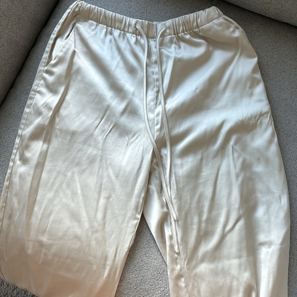 Abercrombie & Fitch - everyday silky pant - Picture 5 of 6